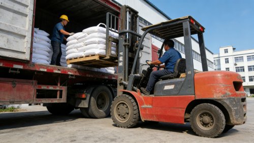 工厂车间装载沙地保水吸水树脂产品