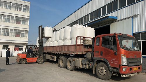 绍兴吸水树脂制造厂厂区装车作业