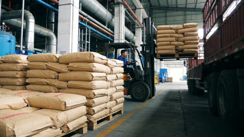 SAP吸水树脂产品在工厂厂区进行装车发货现场湿度控制管理